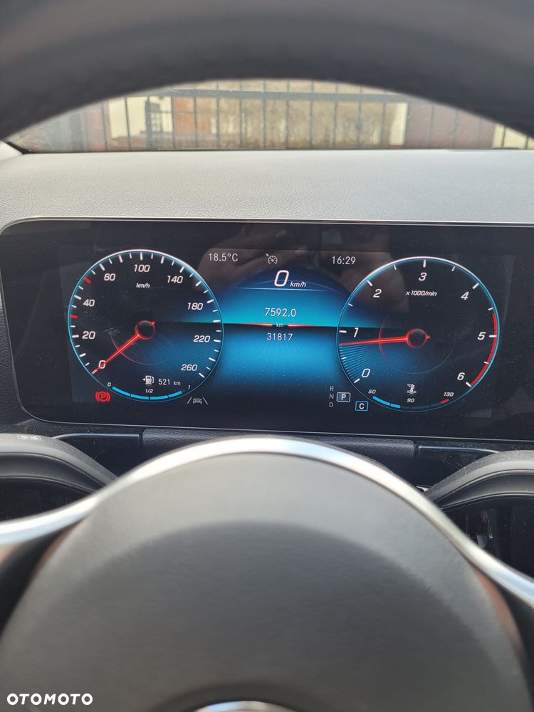 Mercedes-Benz GLA 200 d 4-Matic Progressive - 8