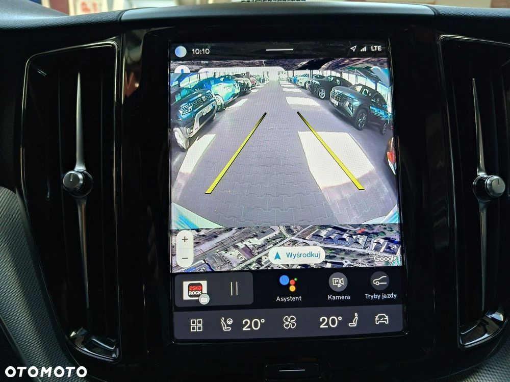 Volvo XC 60 B4 D AWD R-Design - 32