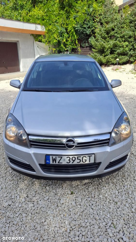 Opel Astra 1.6 Enjoy - 19