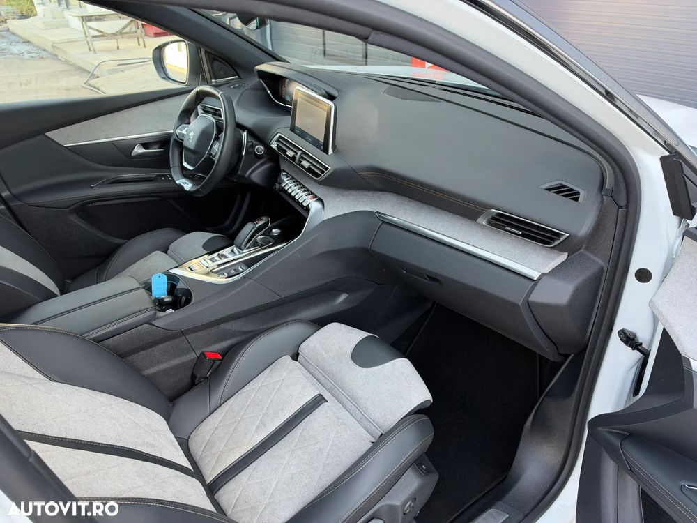Peugeot 3008 225 e-EAT8 GT - 14