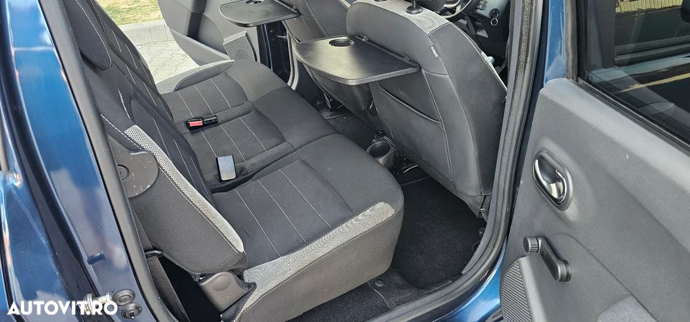 Dacia Lodgy 1.6 102 CP Stepway - 9