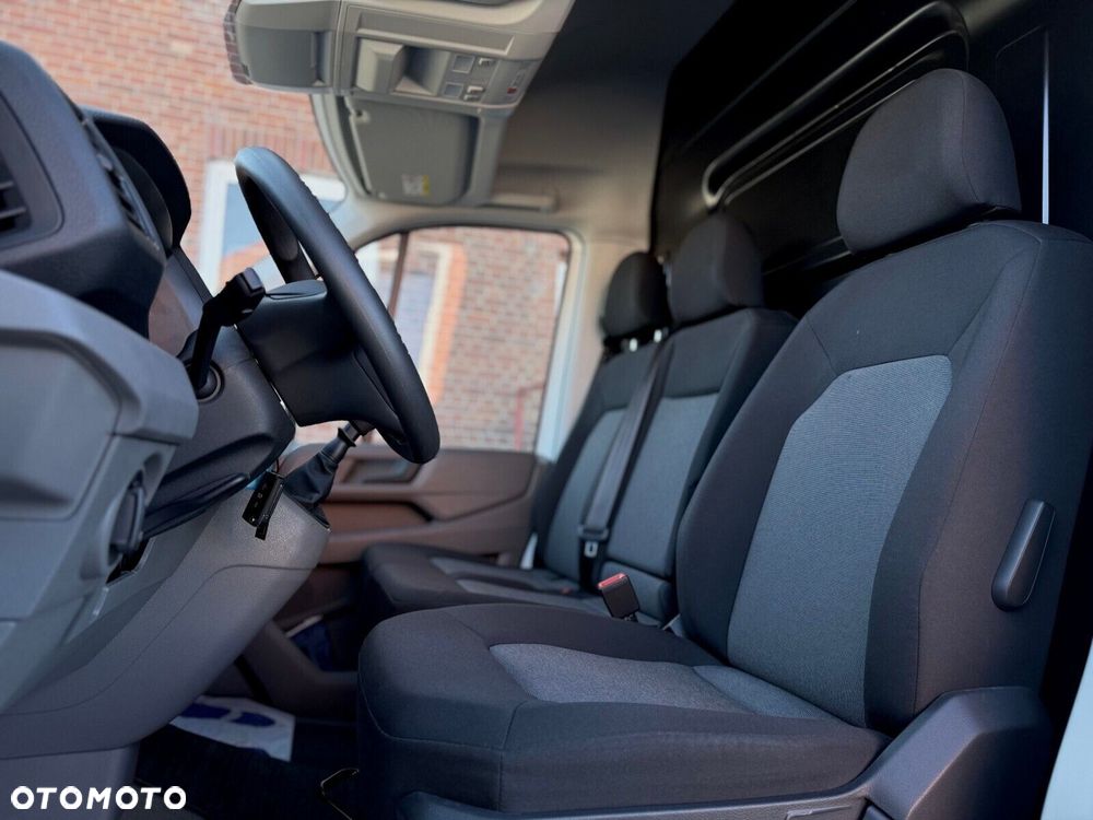 Volkswagen Crafter 35 furgon 140KM 3640 - 10
