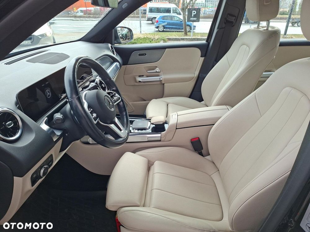 Mercedes-Benz GLB 200 Progressive 7G-DCT - 19