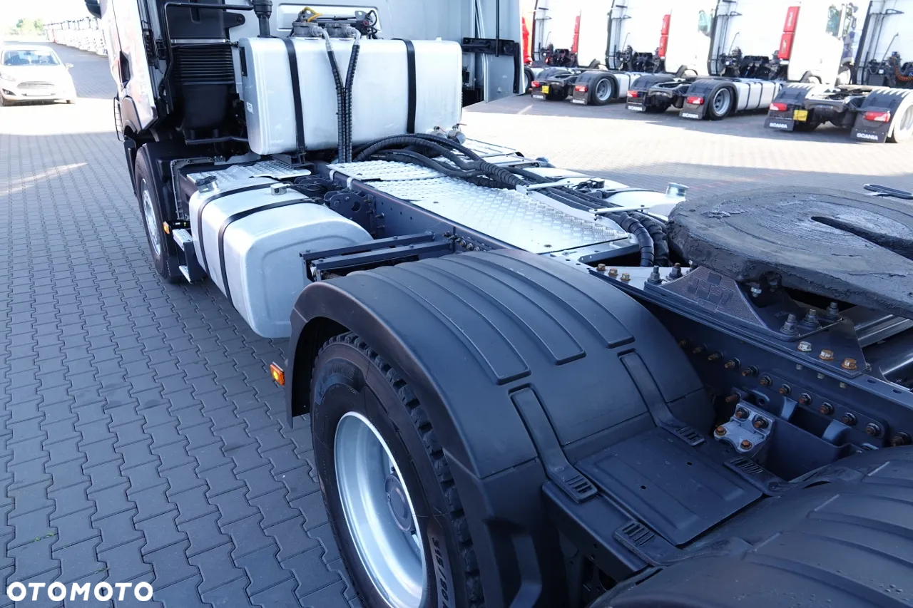 Renault C 520  / 6x4 / HYDRAULIKA / RETARDER /  KLIMA POSTOJOWA / 3 OSIOWY CIĄGNIK SIODŁOWY / DMC: 100 000 KG !! / BOGATE WYPOSAŻENIE - 11