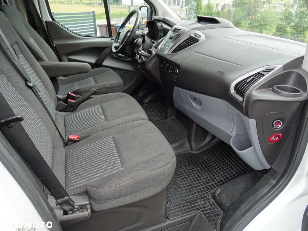 Ford Transit Custom 310 L2H1 Trend - 11