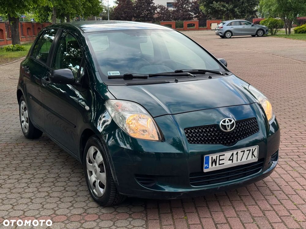 Toyota Yaris 1.3 Luna - 1