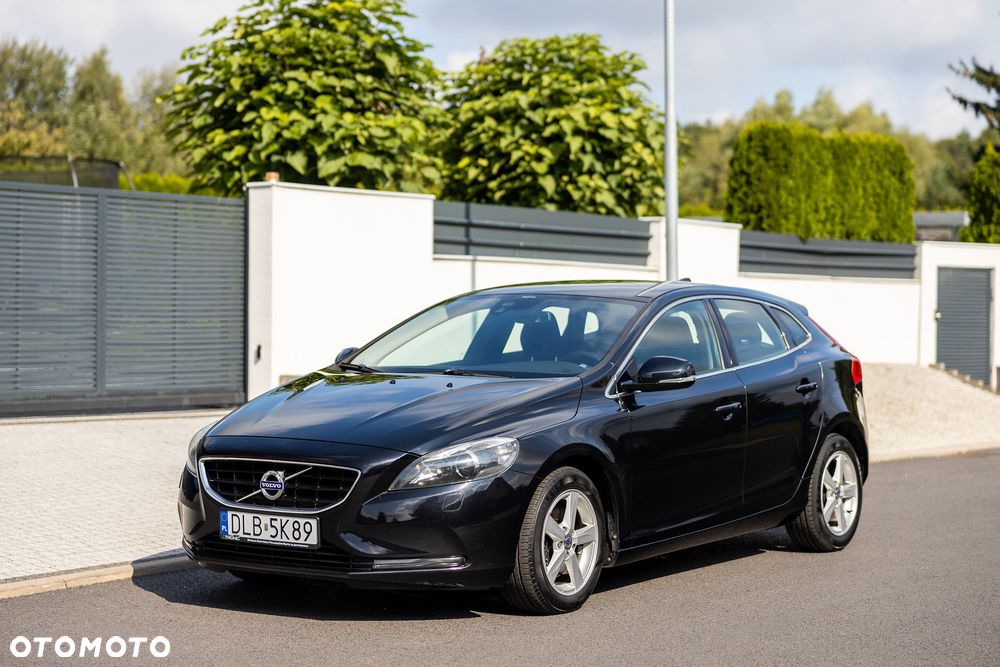Volvo V40 T3 Momentum - 11