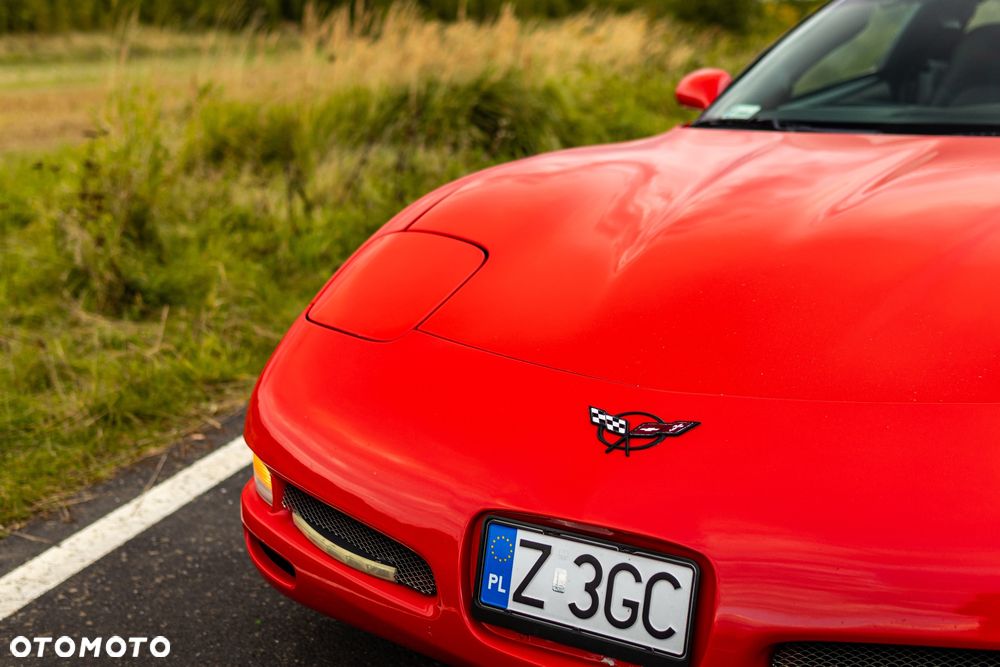 Chevrolet Corvette - 8