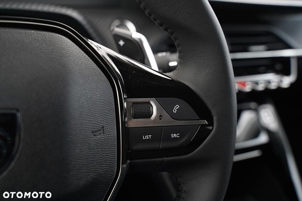 Peugeot 208 1.2 mHEV Allure - 15