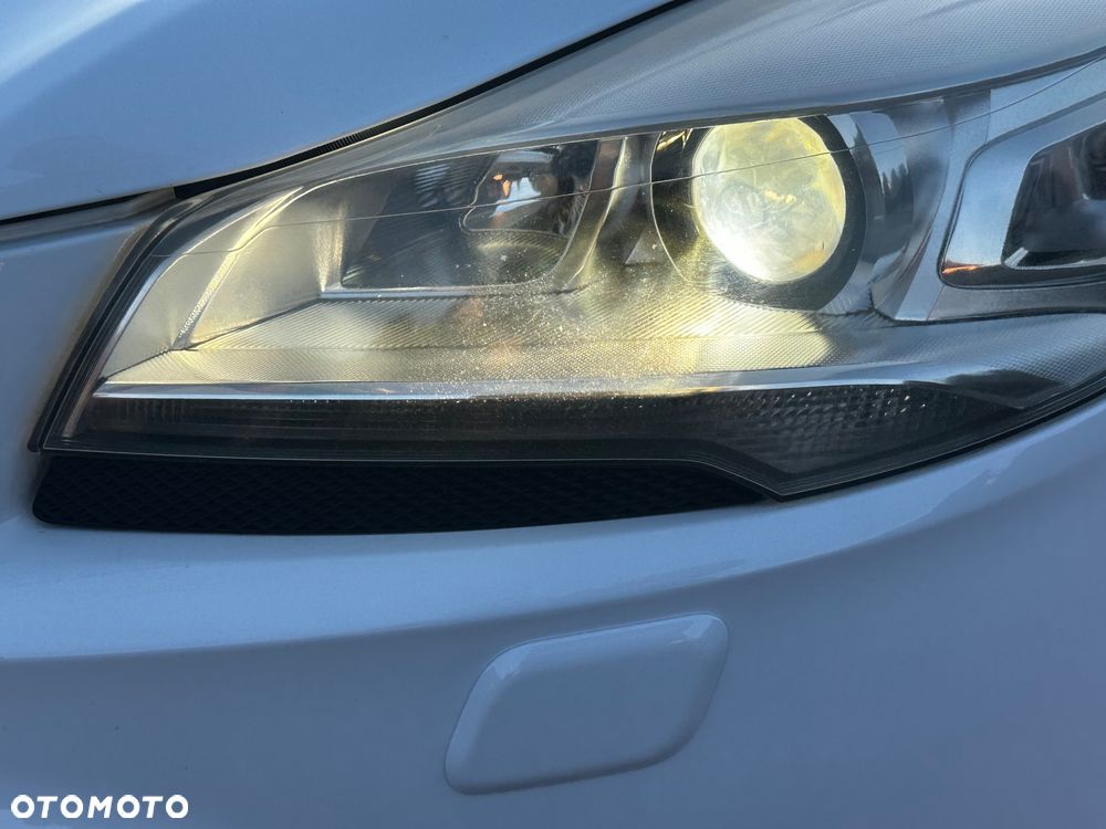 Ford Kuga 2.0 TDCi Individual MPS6 - 26