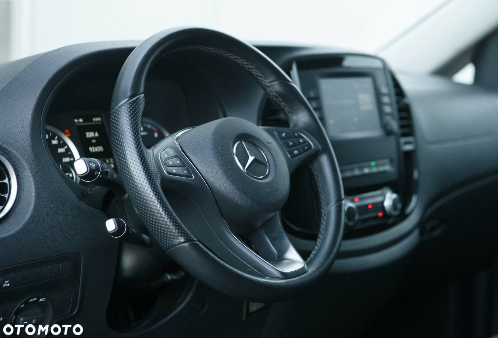 Mercedes-Benz Vito - 17