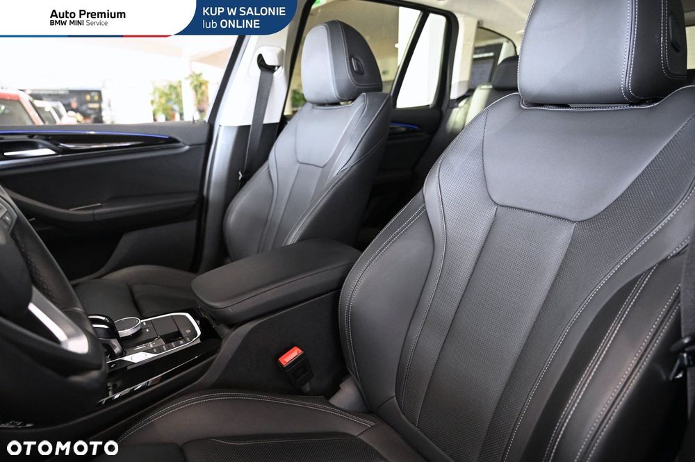 BMW X3 xDrive20i Advantage - 13
