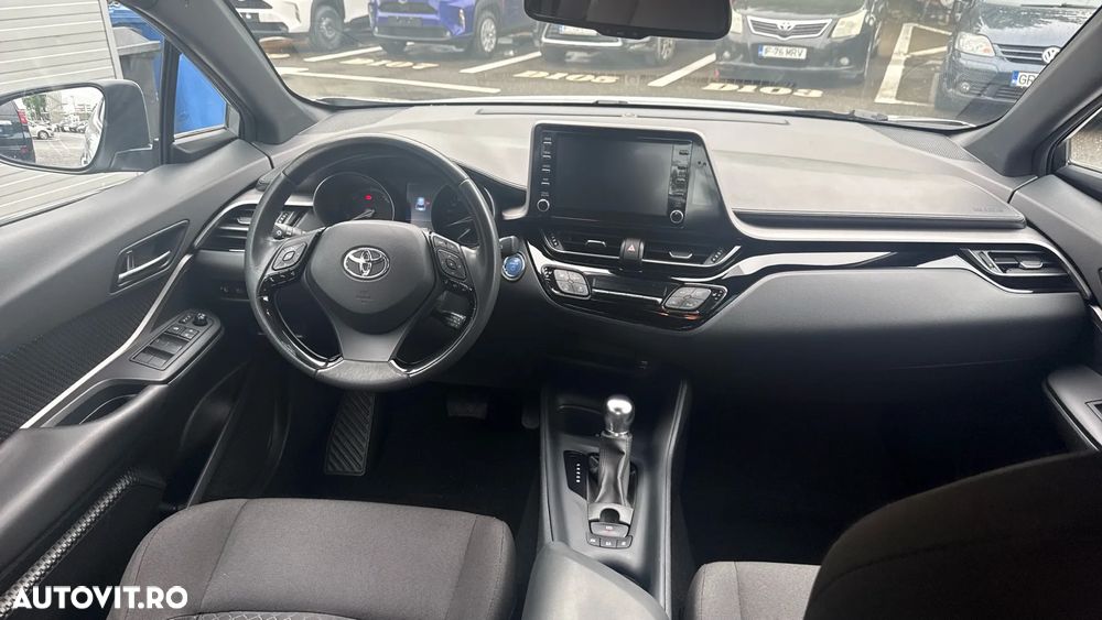 Toyota C-HR - 9