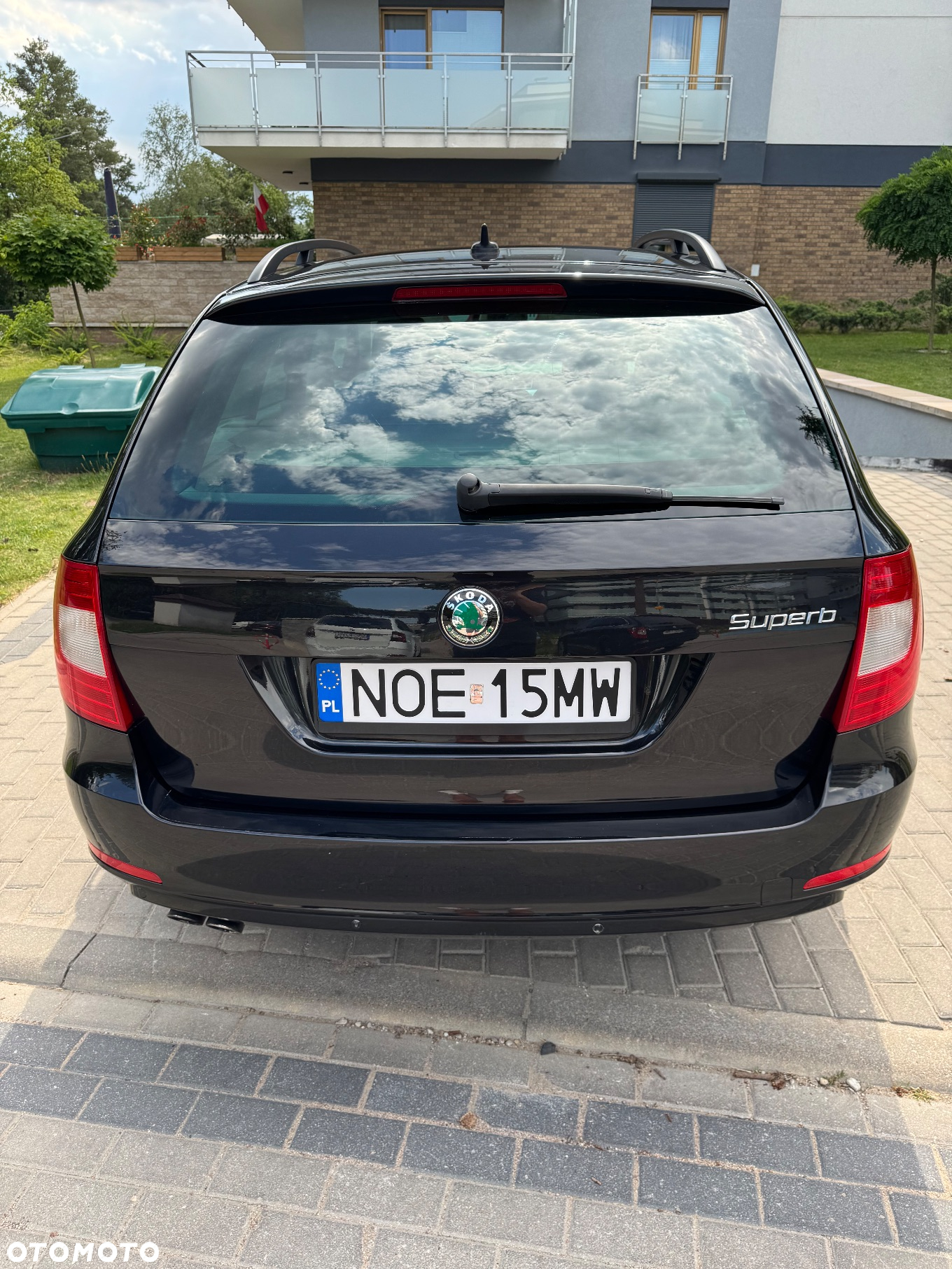 Skoda Superb 2.0 TDI Elegance DSG - 4