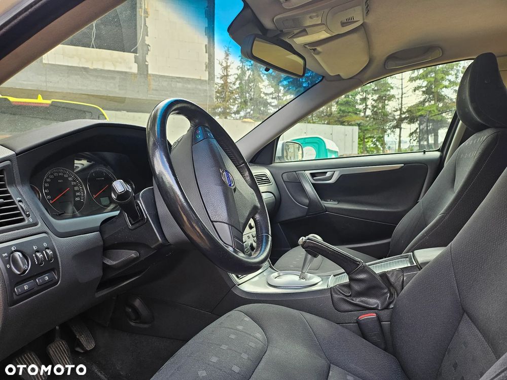 Volvo S60 2.4 D5 - 5