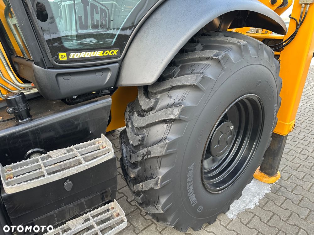 JCB 3CX Contractor - 5
