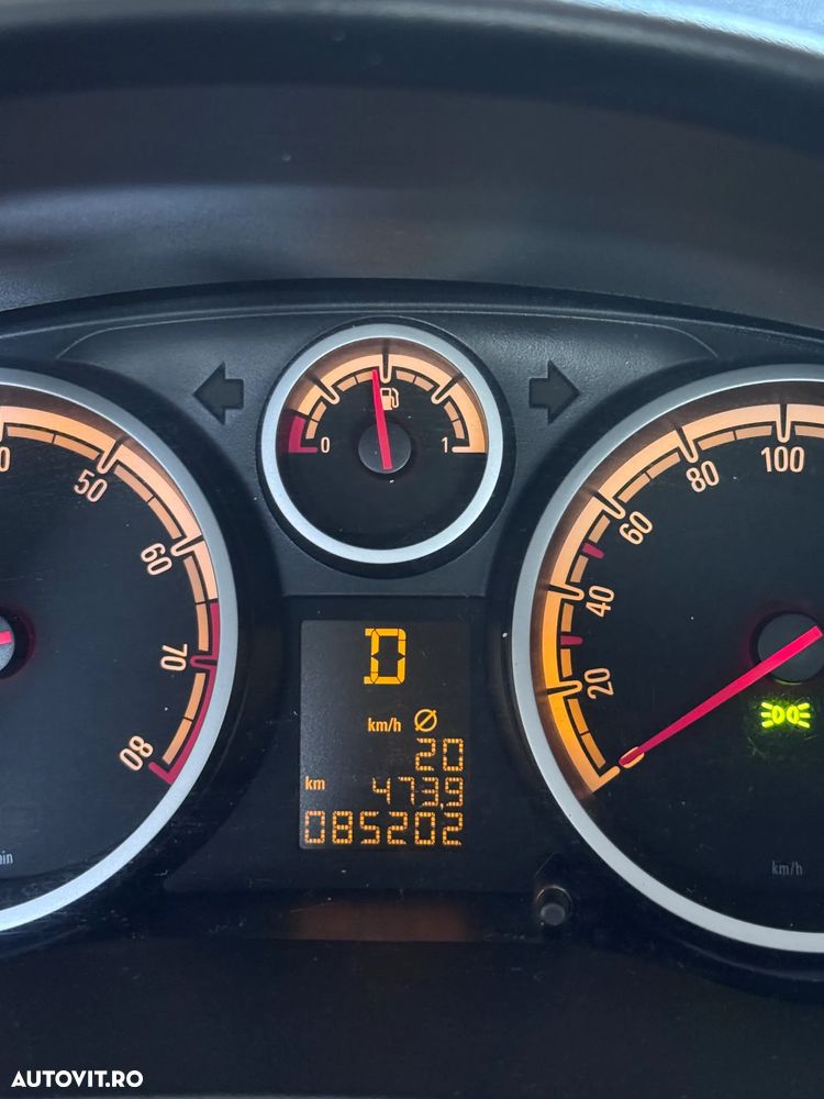 Opel Corsa 1.4 Automatik Cosmo - 11