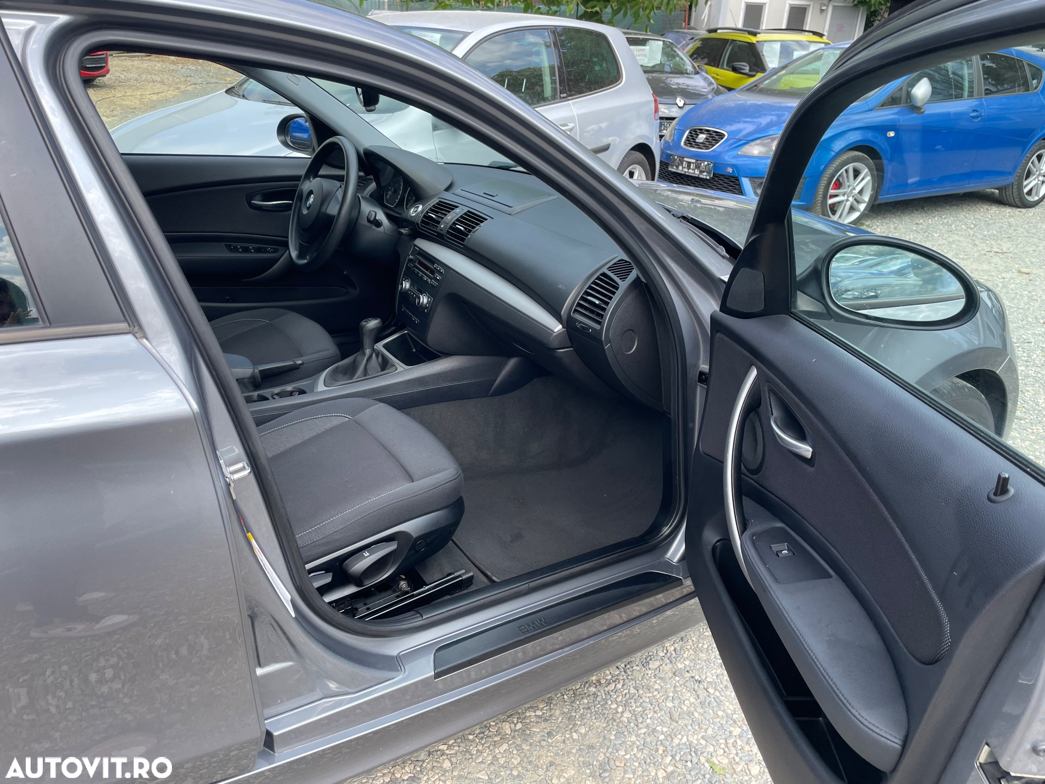 BMW Seria 1 116i - 11