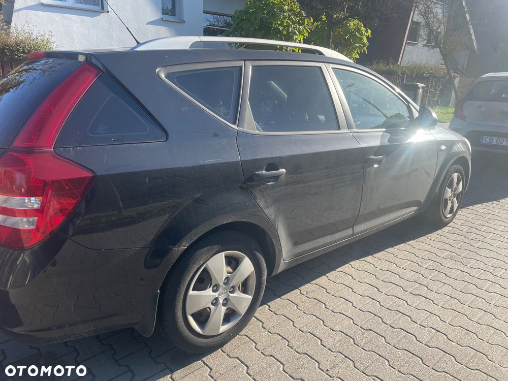 Kia Ceed - 6