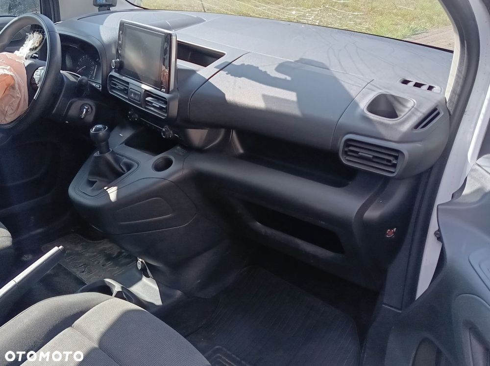 Toyota proace city - 17