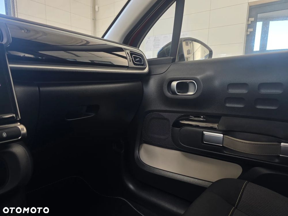 Citroën C3 Pure Tech 110 S&S EAT6 SHINE - 28