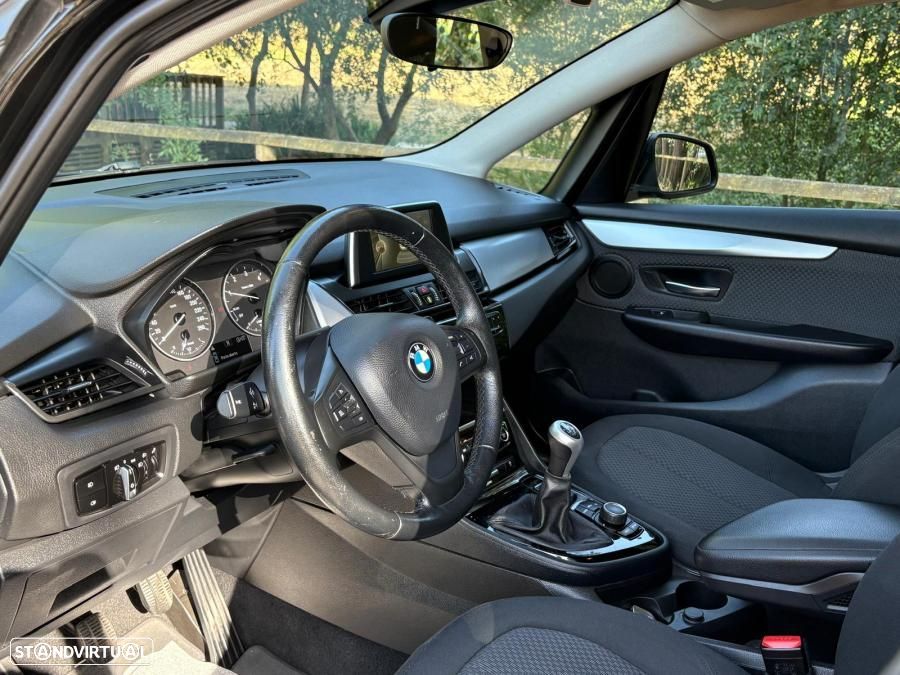 BMW 216 Active Tourer d Line Sport - 14