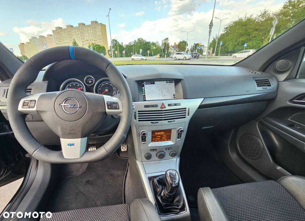 Opel Astra 2.0 T OPC - 23