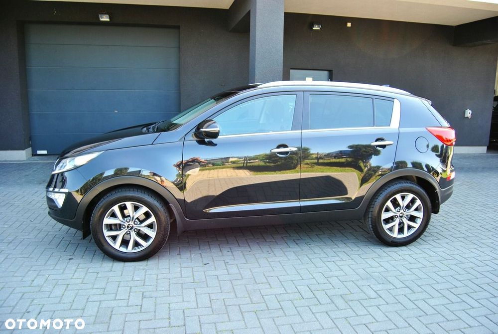 Kia Sportage 1.7 CRDI 2WD Dream-Team Edition - 19