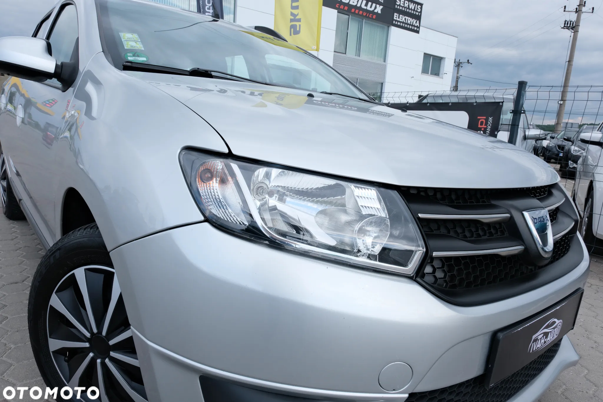 Dacia Logan MCV 1.2 16V 75 Ambiance - 4