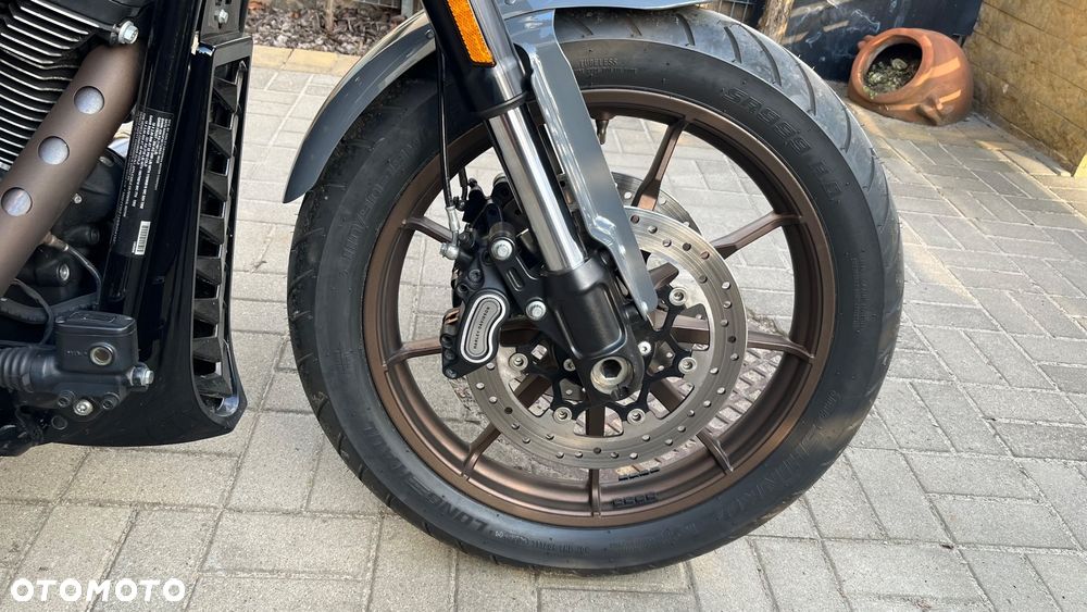 Harley-Davidson Softail Low Rider - 5