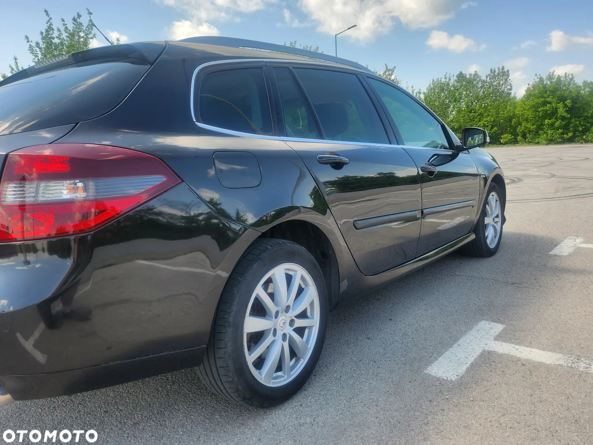 Renault Laguna Grandtour dCi 175 FAP Bose Edition - 10