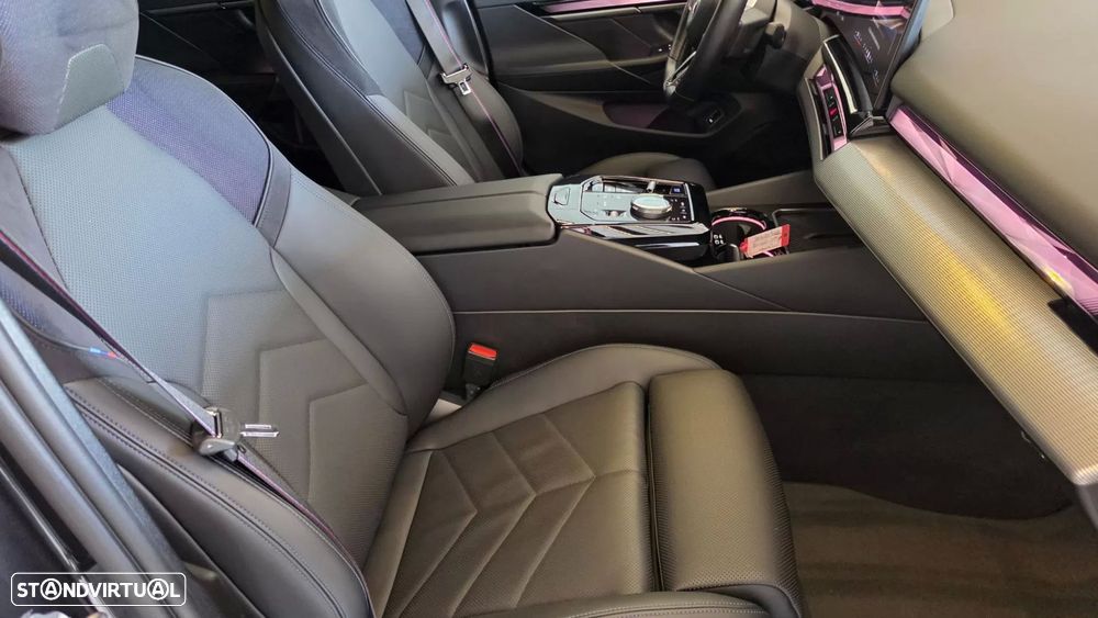 BMW i5 eDrive40 Pack Desportivo M Pro - 54