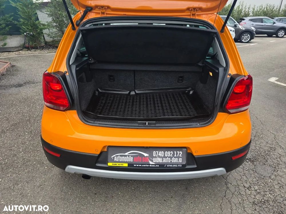 Volkswagen Polo 1.6 TDI Blue Motion Technology Highline - 13