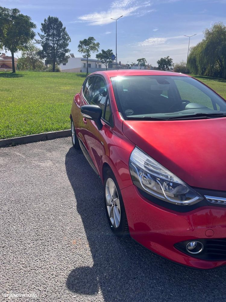 Renault Clio 1.2 16V Confort 130g - 2