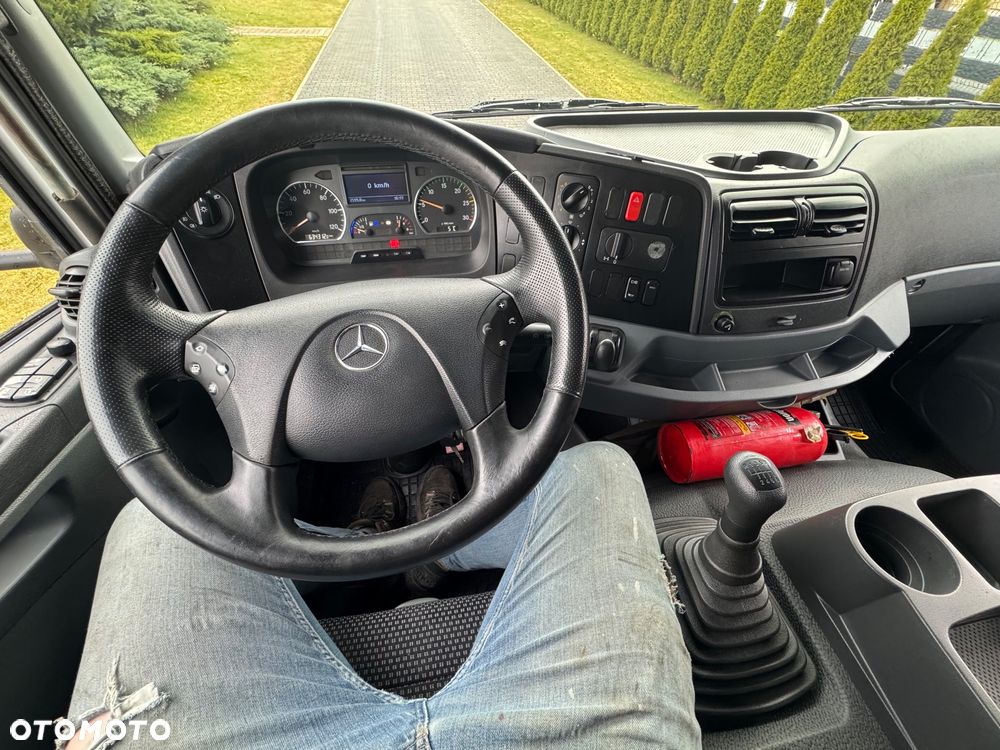 Mercedes-Benz Axor 1829 wywrotka - 8