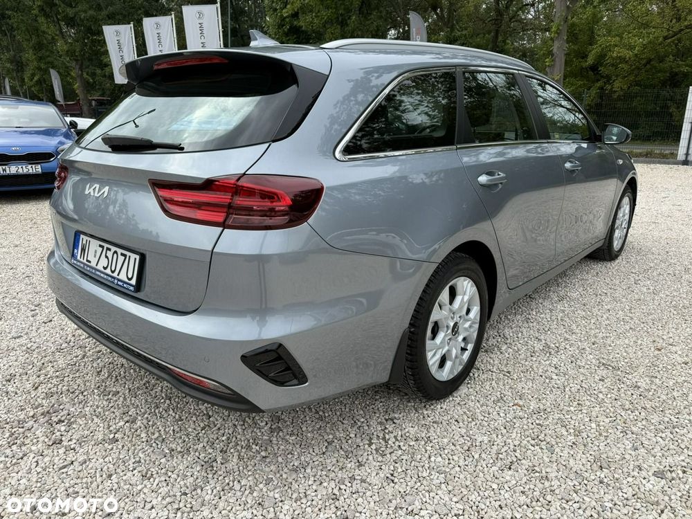 Kia Ceed - 9