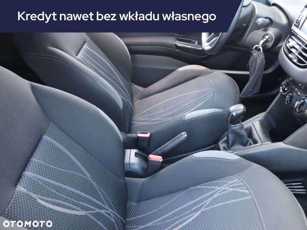 Peugeot 208 - 11