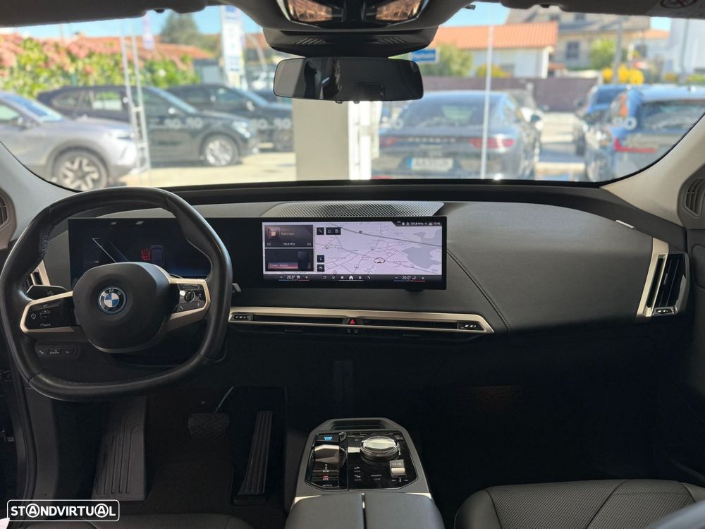 BMW iX xDrive 40 Pack Desportivo - 8