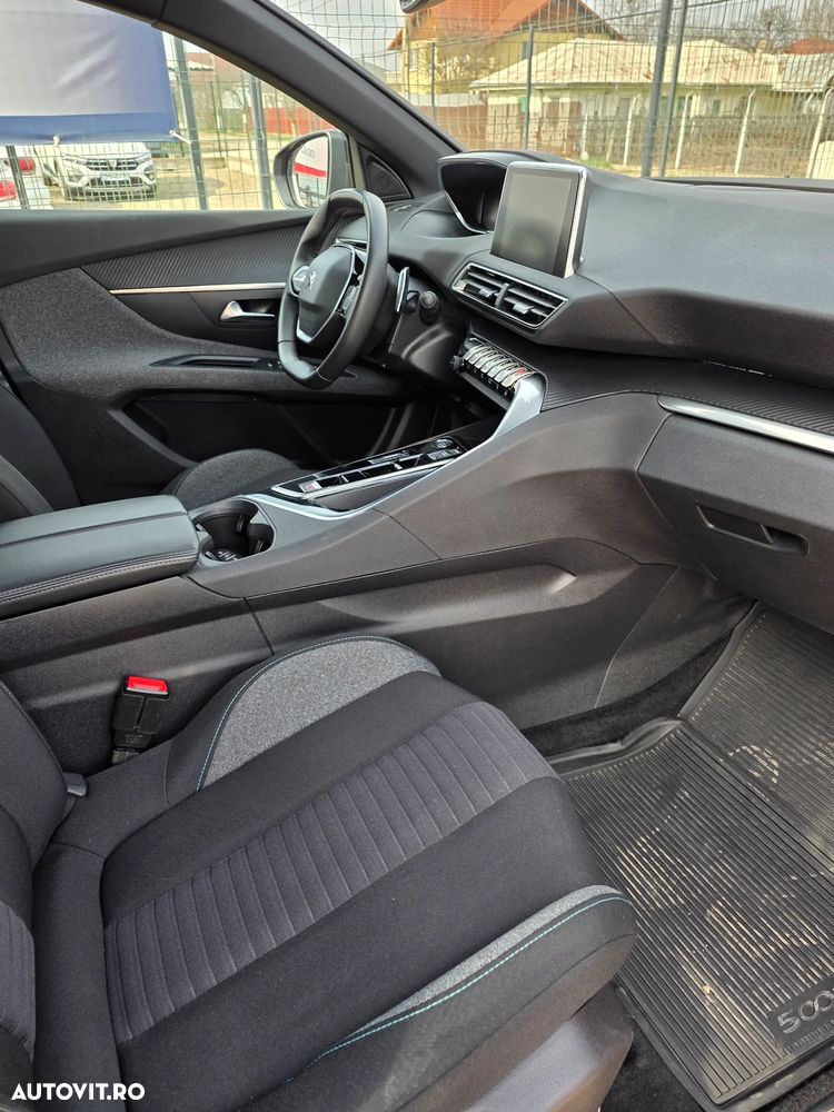 Peugeot 5008 - 15