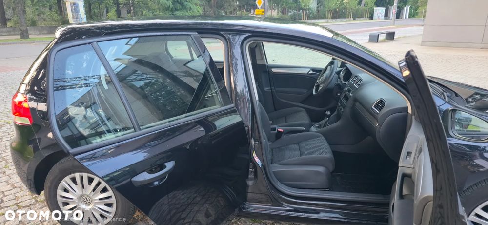 Volkswagen Golf 1.6 TDI Trendline - 11