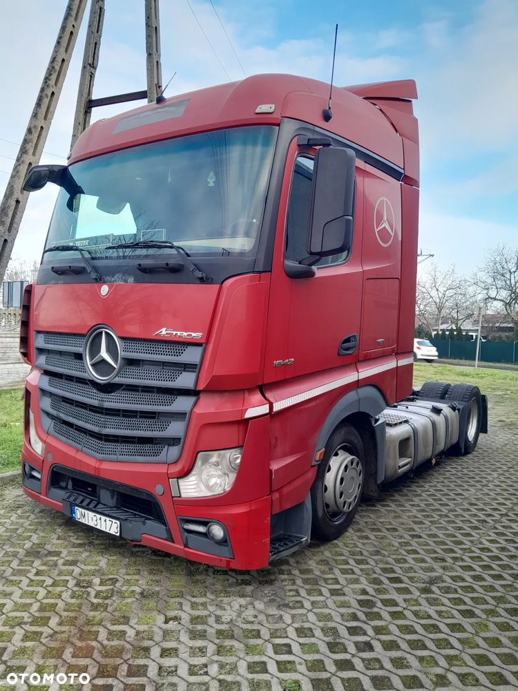Mercedes-Benz ACTROS - 1