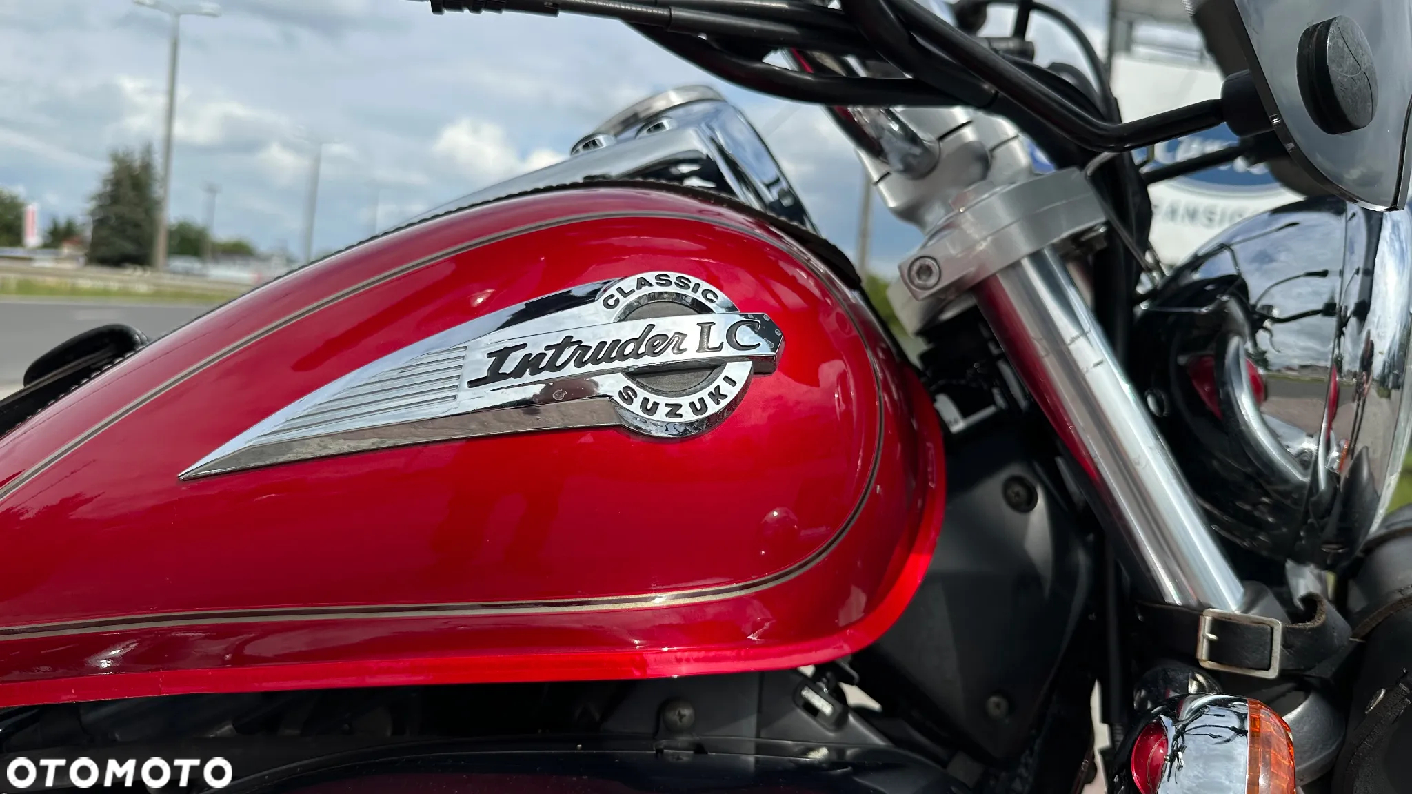 Suzuki Intruder - 17