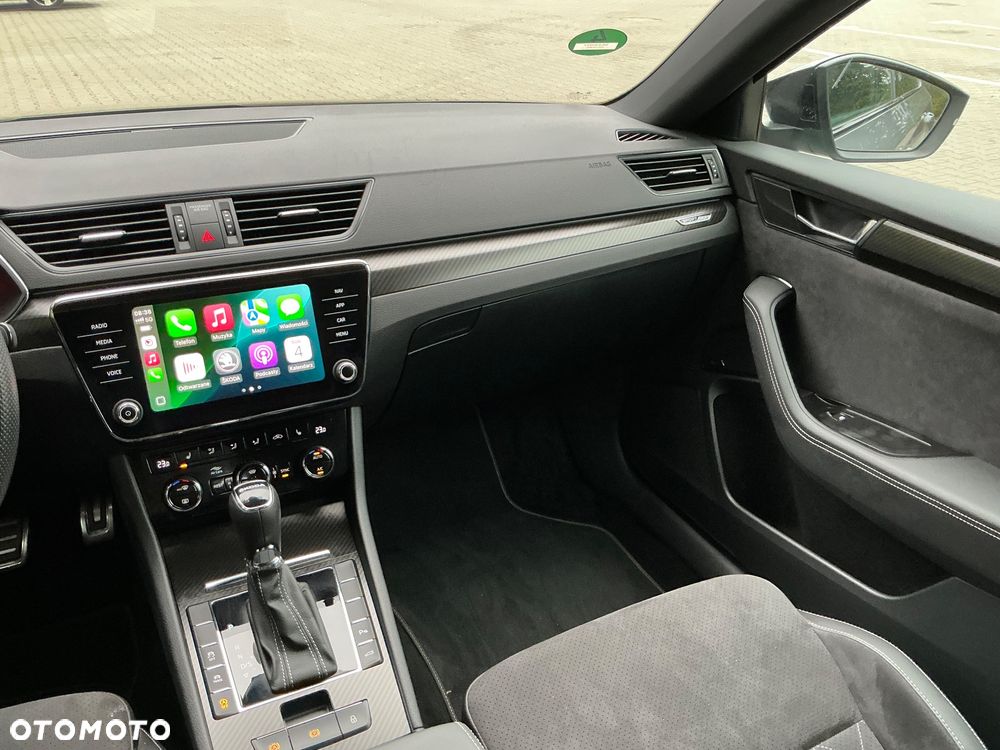 Skoda Superb 2.0 TSI Sportline DSG - 18
