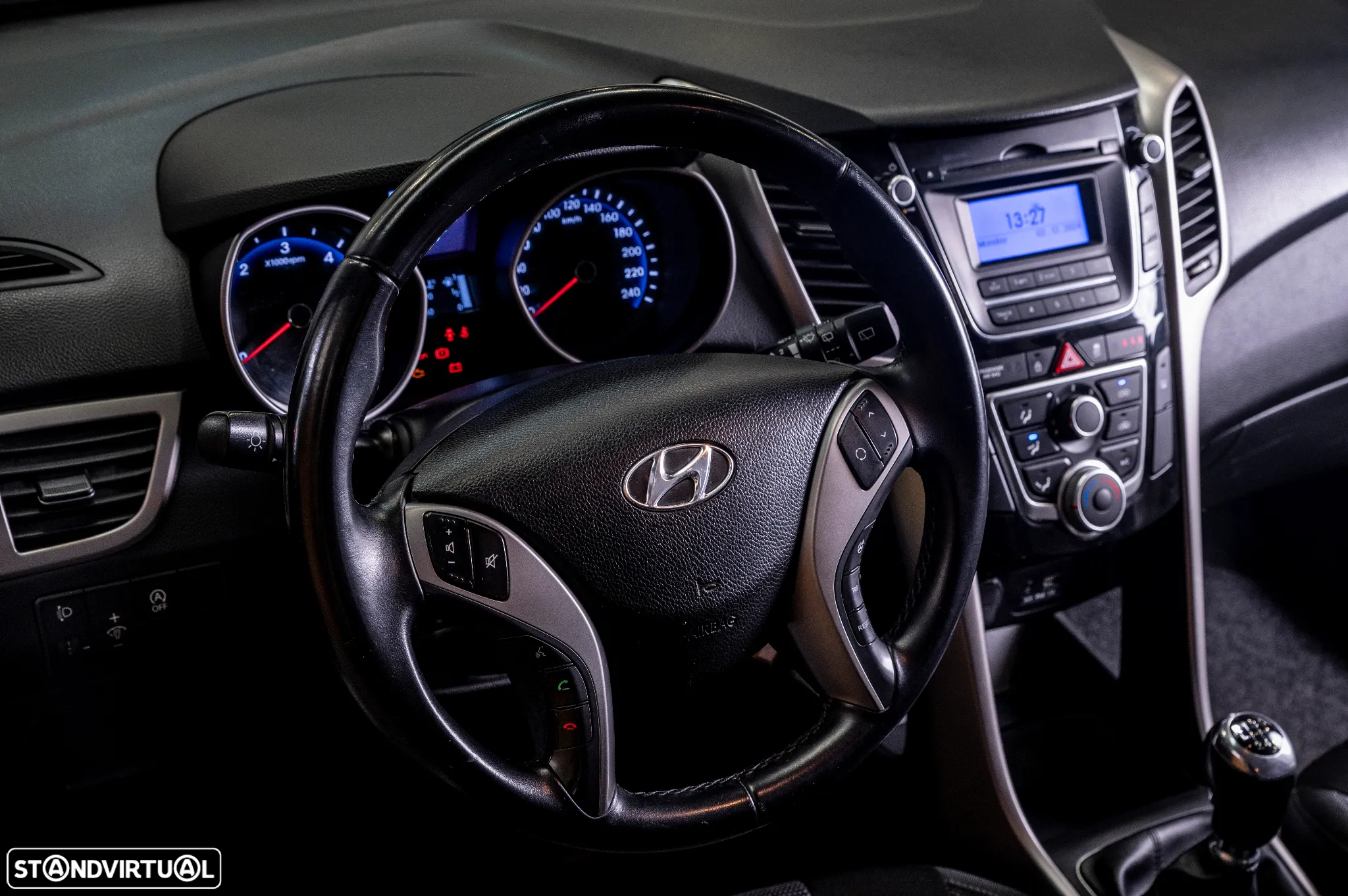 Hyundai i30 1.6 CRDI Blue Comfort - 22
