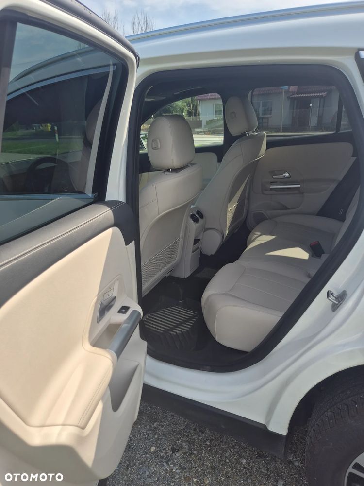 Mercedes-Benz GLA 250 4Matic 8G-DCT Style - 10