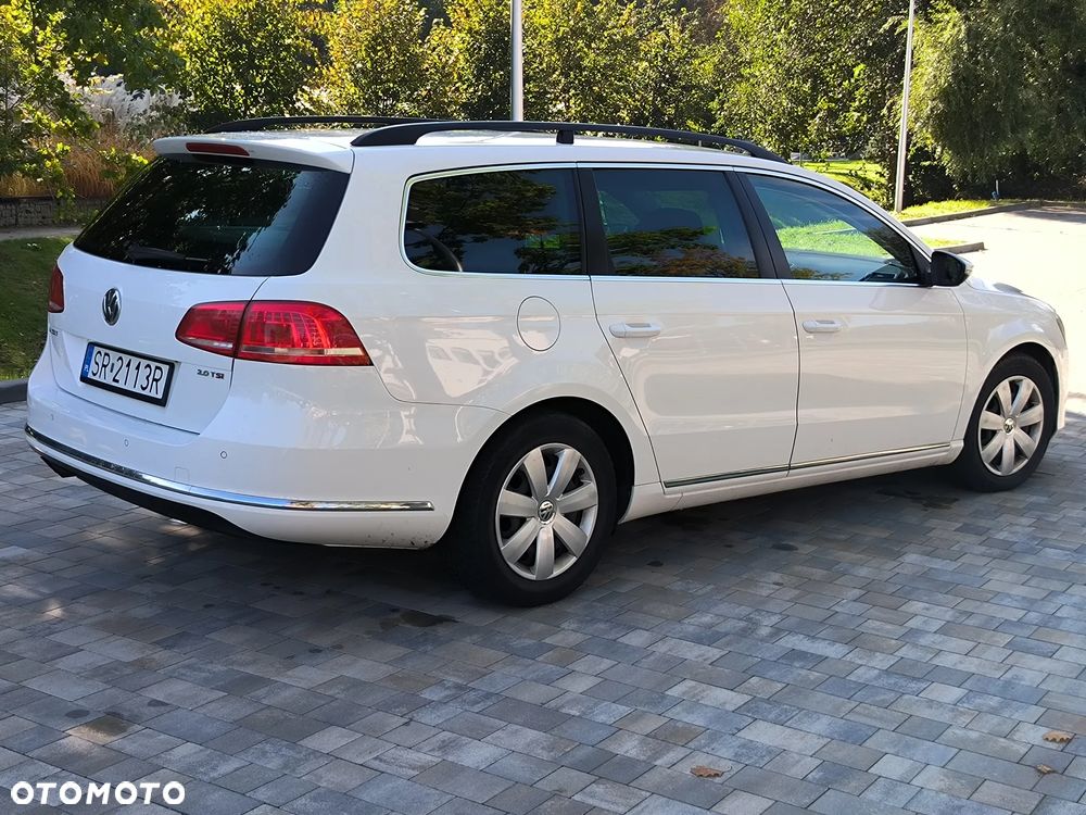 Volkswagen Passat 2.0 TSI Comfortline - 5
