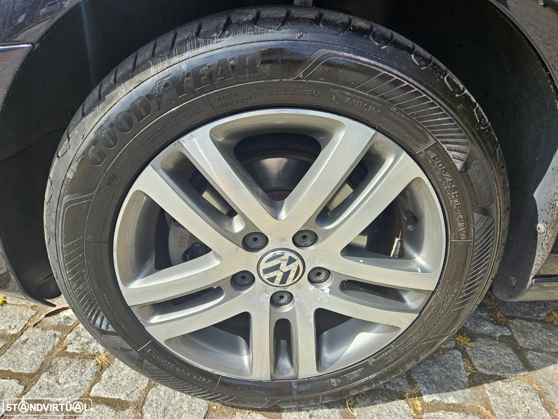 VW Golf 1.6 TDi Confortline - 20