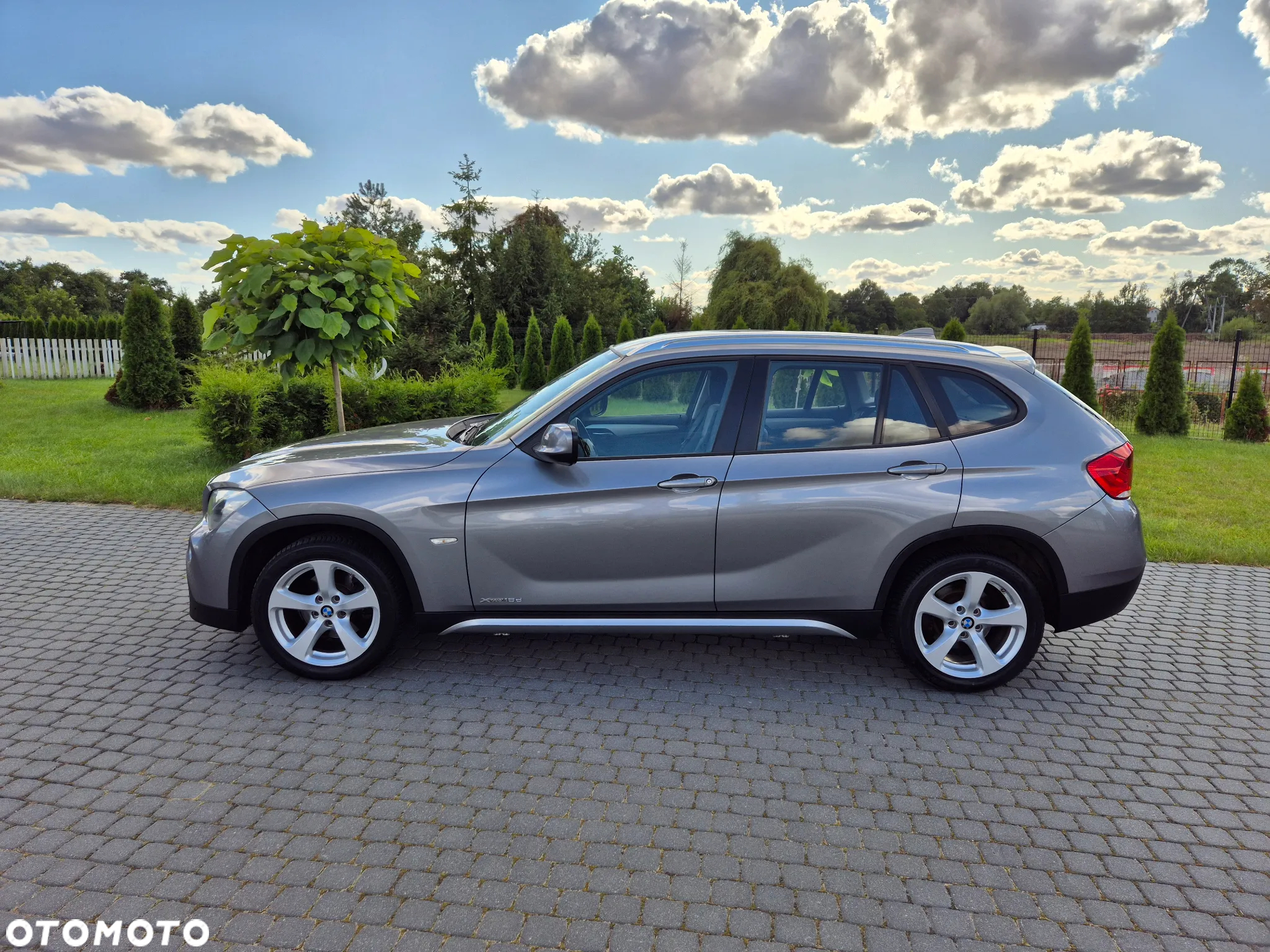 BMW X1 xDrive18d - 13