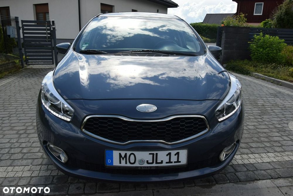 Kia Ceed 1.4 CVVT Dream Team Edition - 8