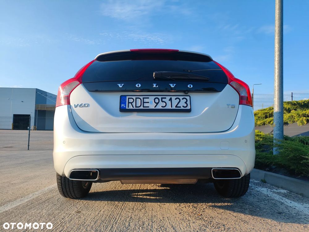 Volvo V60 - 4